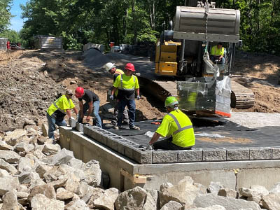 Bridge construction with Allan Block and GRS-IBS Bridge construction with Allan Block and GRS-IBS