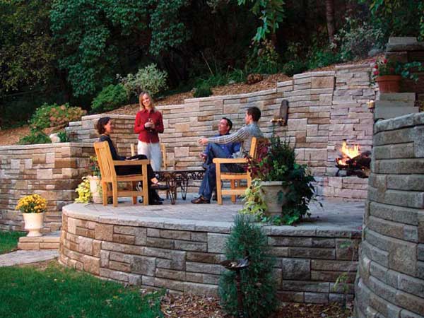 retaining wall patio