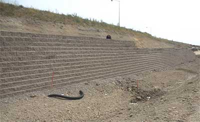 retaining wall job site