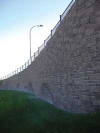 Retaining wall pattern