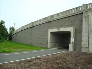 Allan Block retaining wall for a bridge